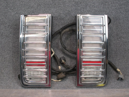 2003-2004 Hummer H2 Rear Left & Right Side Tail Light Lamp Set of 2