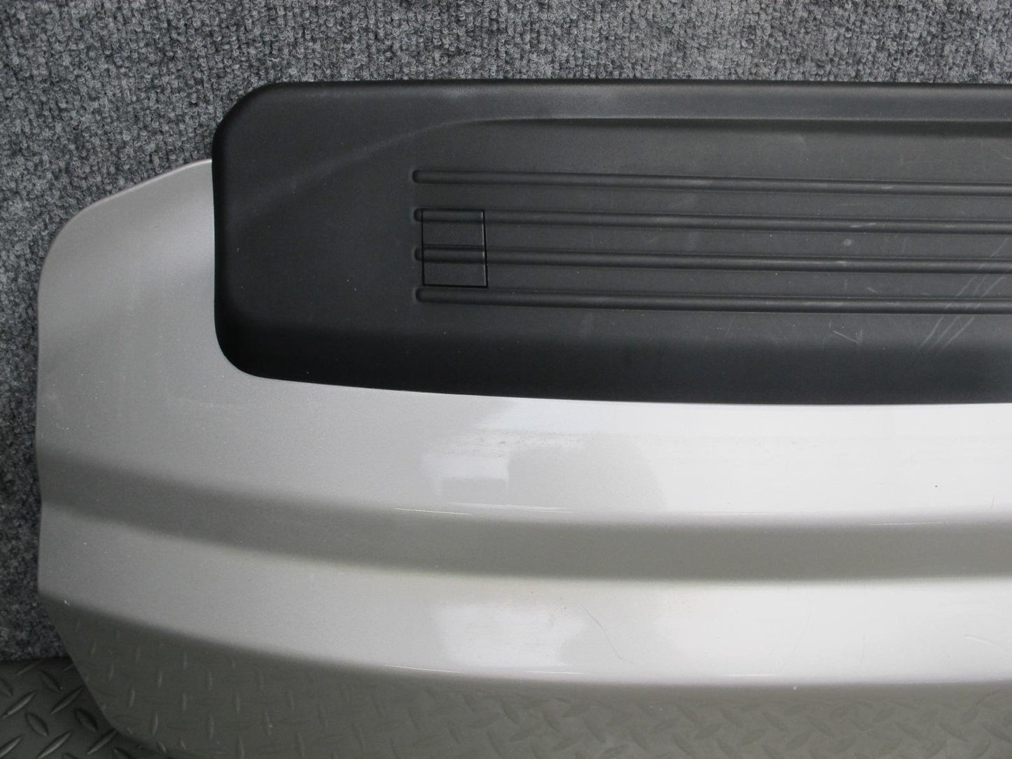 2013-2019 Land Range Rover L405 Rear Trunk Lid Tailgate Lower Panel