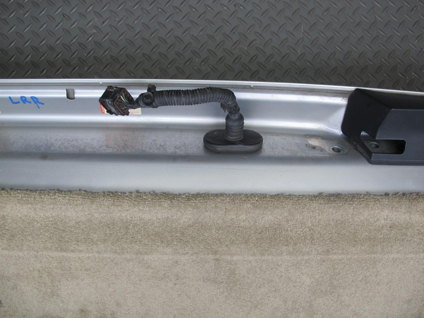 2013-2019 Land Range Rover L405 Rear Trunk Lid Tailgate Lower Panel