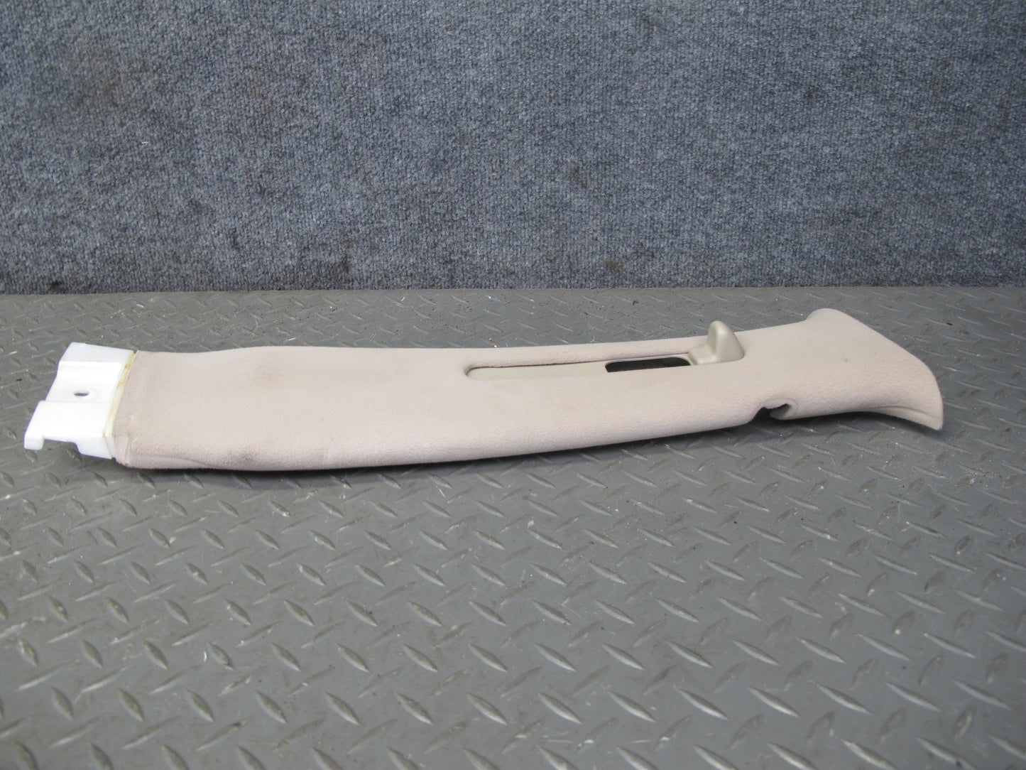 2003-2007 Lexus UZJ100L LX470 Center Upper B Pillar Trim Cover Panel Set
