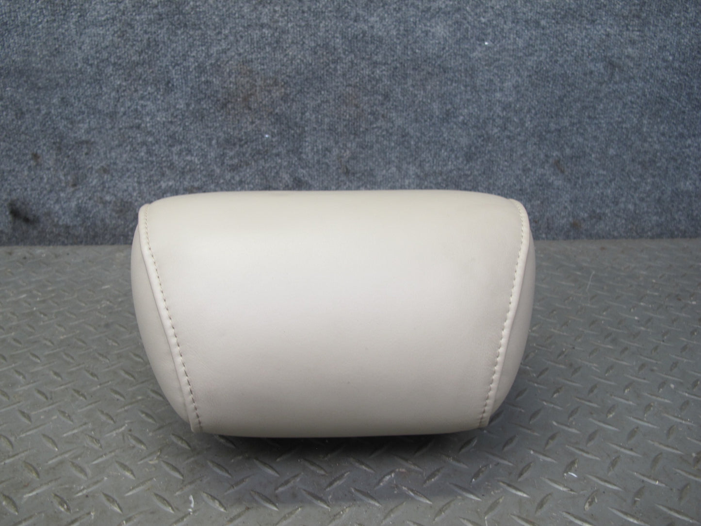 2003-2006 Lexus UZJ100L LX470 Front Right Passenger Side Headrest Leather Ivory