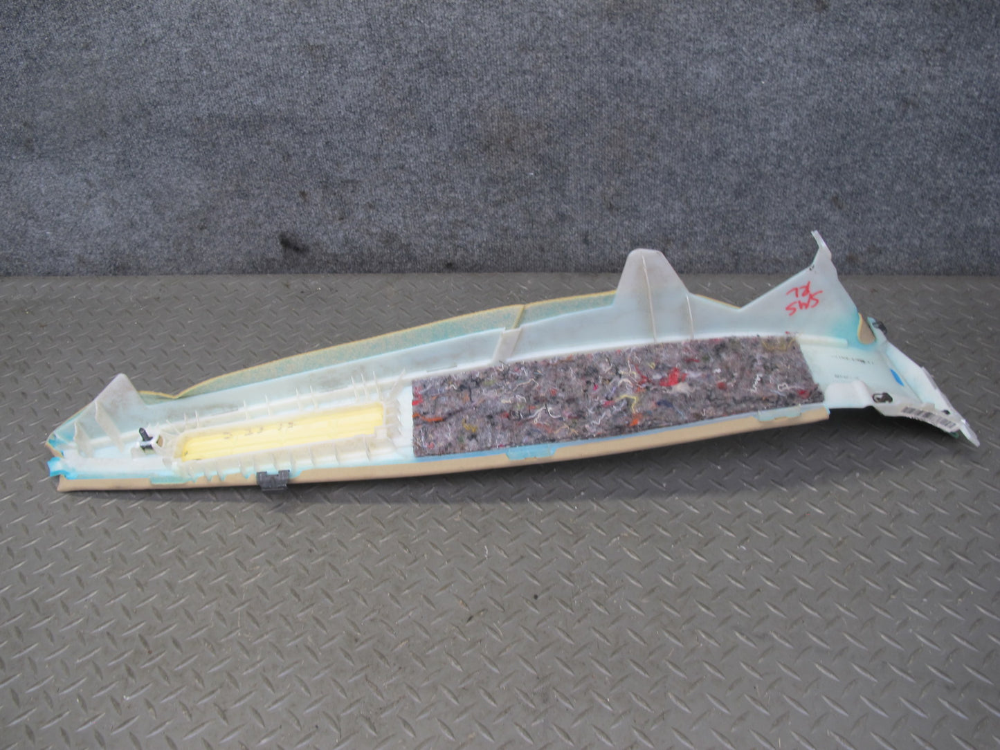 07-13 Mercedes W221 S-class Rear Left & Right Lower C Pillar Trim Cover Set OEM