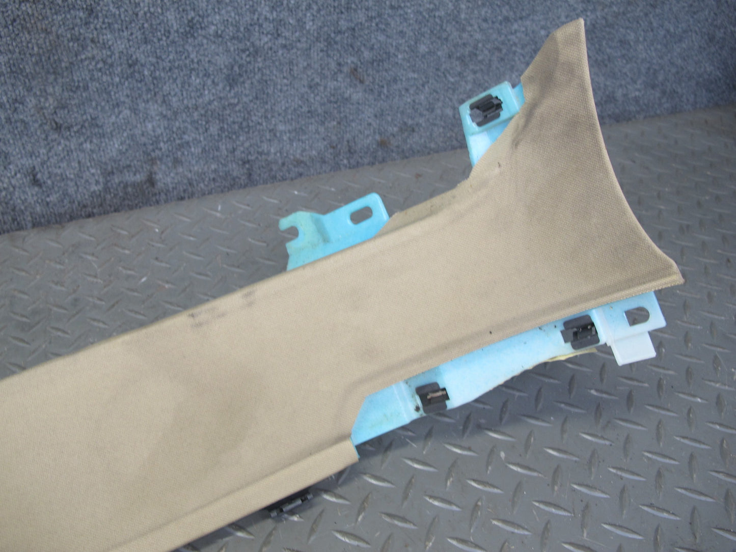 07-13 Mercedes W221 S-class Rear Left & Right Lower C Pillar Trim Cover Set OEM