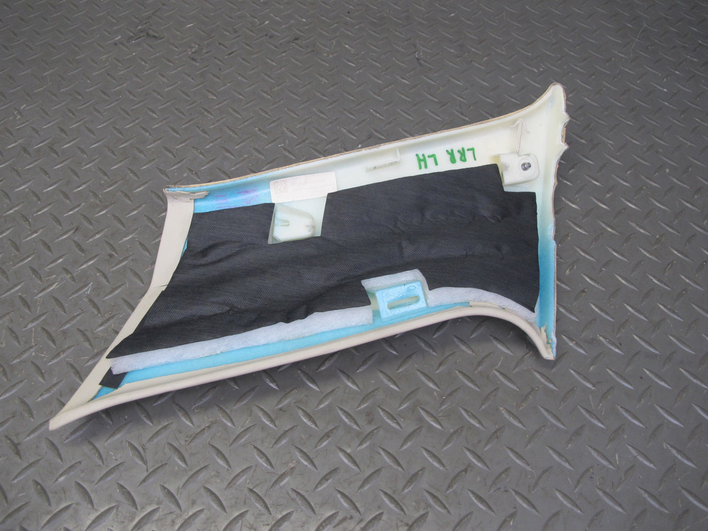 2013-2017 Land Range Rover L405 Rear C Pillar Upper Interior Trim Panel Set of 2