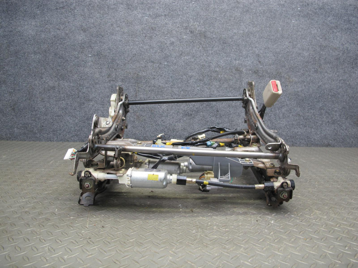 2003-2007 Lexus LX470 Front Right Passenger Side Lower Seat Track Frame W/ Motor