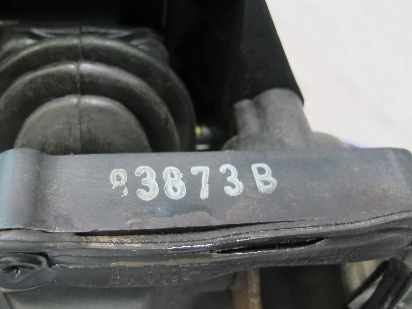 82-85 Mercedes W123 A/T Automatic Transmission Gear Shifter OEM