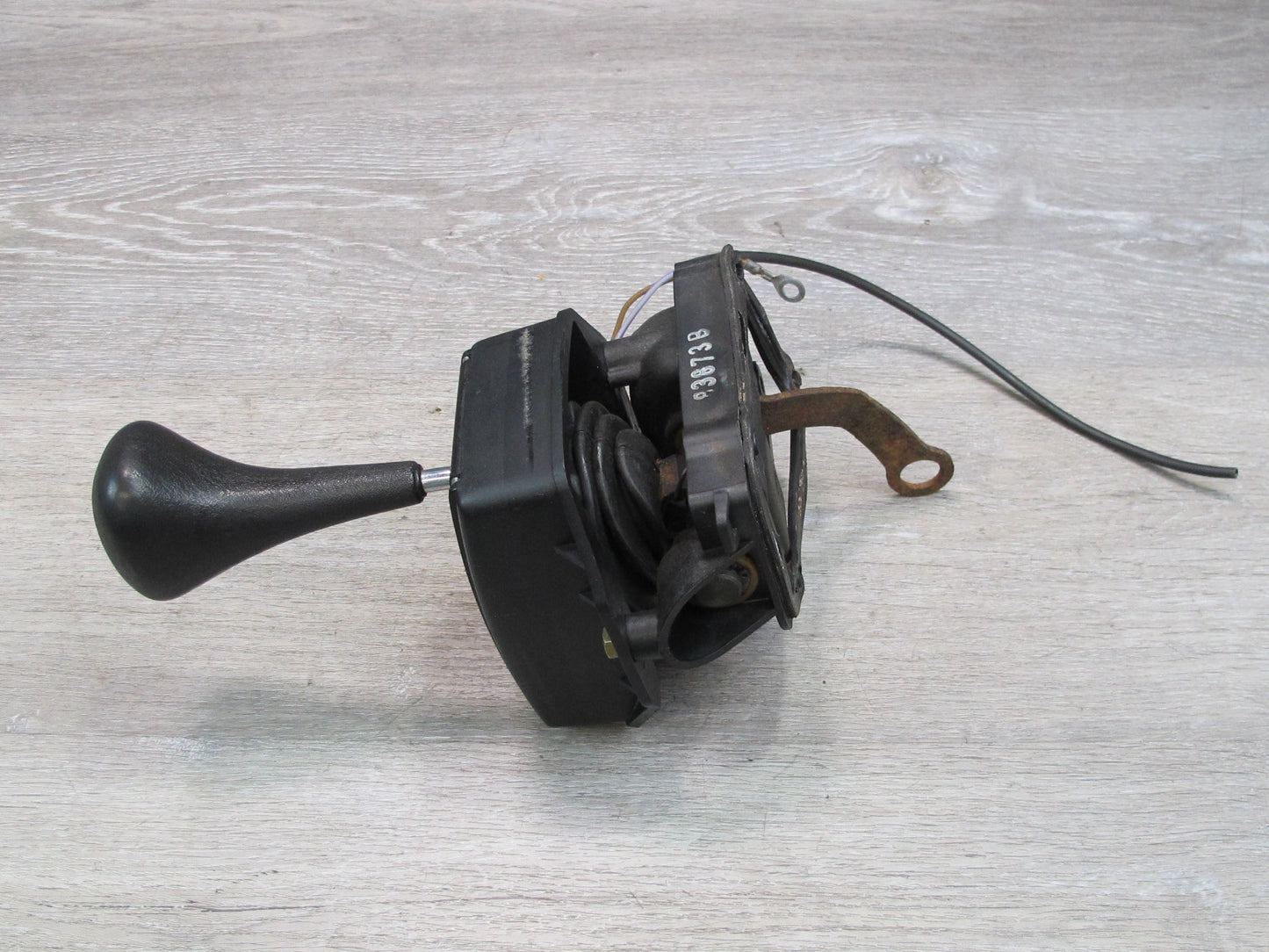 82-85 Mercedes W123 A/T Automatic Transmission Gear Shifter OEM