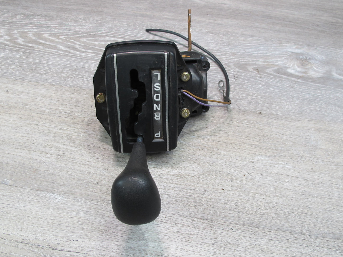 82-85 Mercedes W123 A/T Automatic Transmission Gear Shifter OEM