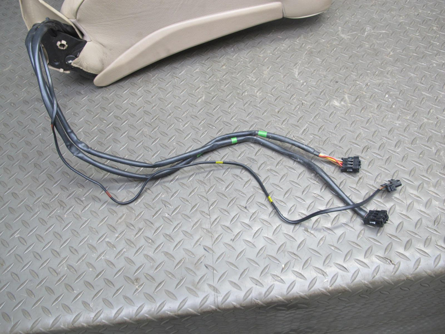 94-99 Mercedes W140 Front Right Seat Upper Backrest Leather Cushon OEM