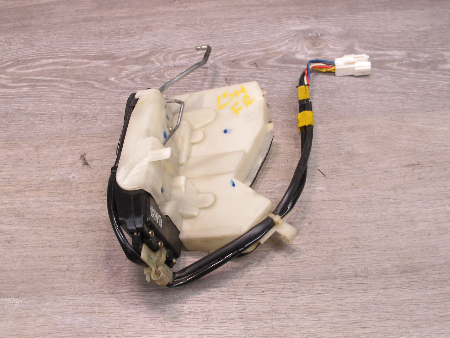 98-00 Lexus UCF20L LS400 Front Right Passenger Door Lock Latch Actuator OEM