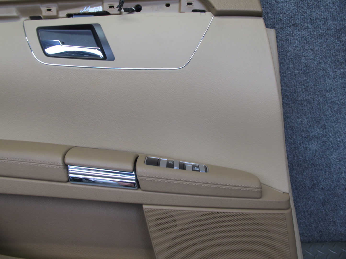 07-09 Mercedes W221 S-class Rear Door Interior Trim Cover Panel Set Brown OEM