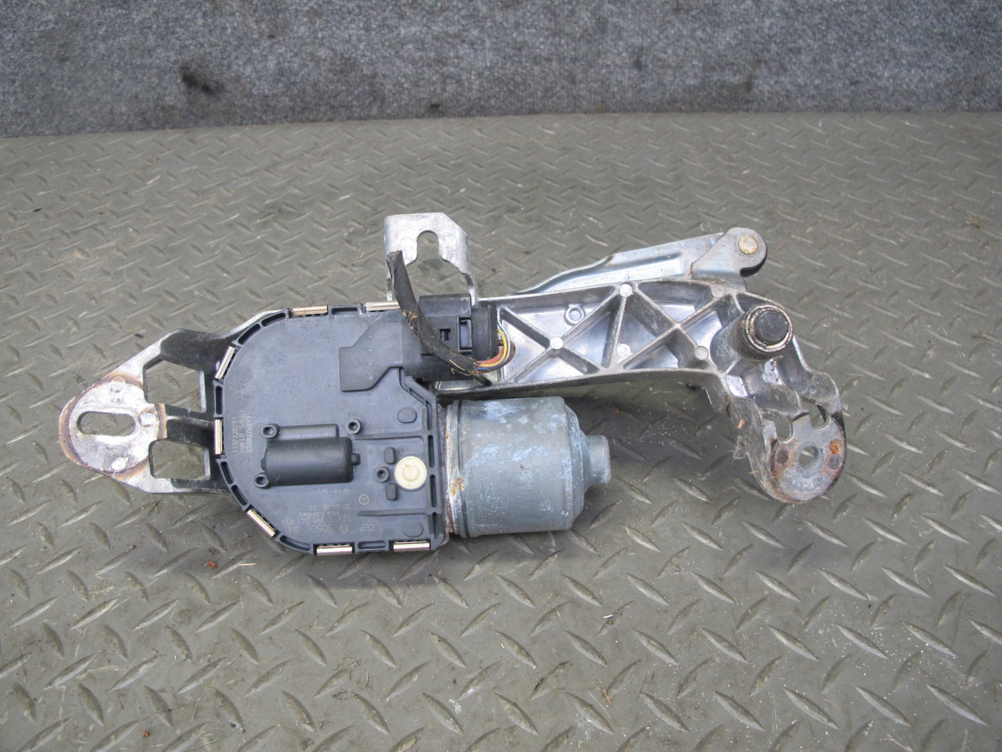 07-13 Mercedes W221 S-class Front Left Windshield Wiper Motor 2218201942 OEM