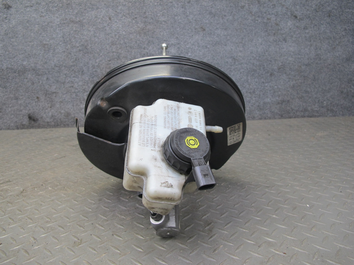12-13 VW Golf R MK6 Brake Master Cylinder Booster Fluid Reservoir OEM