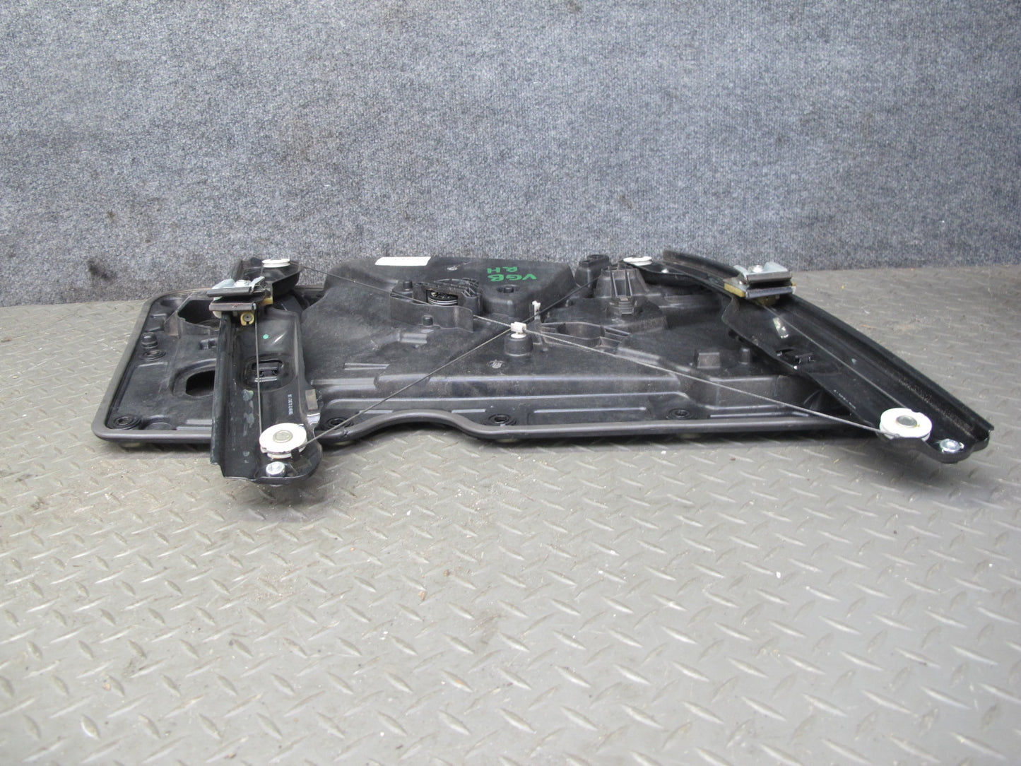 10-13 VW Golf MK6 2-DR Front Right Passenger Door Window Regulator w Motor OEM
