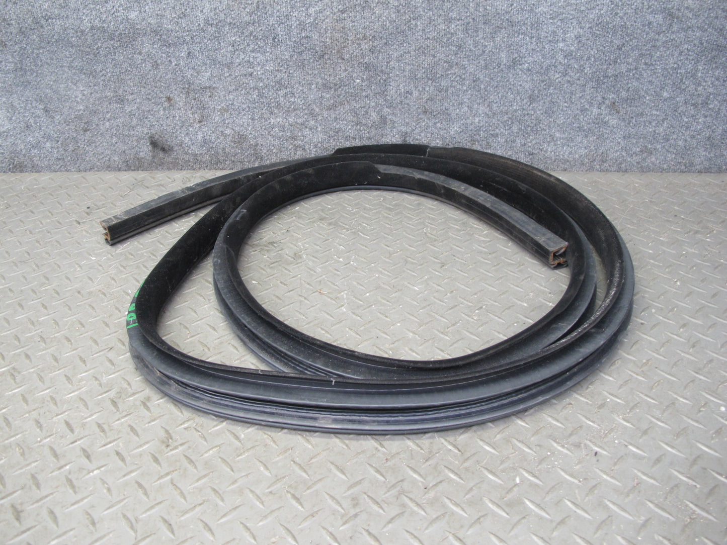 2013-2022 Land Range Rover L405 Front & Rear Door Weatherstrip Rubber Seal Set