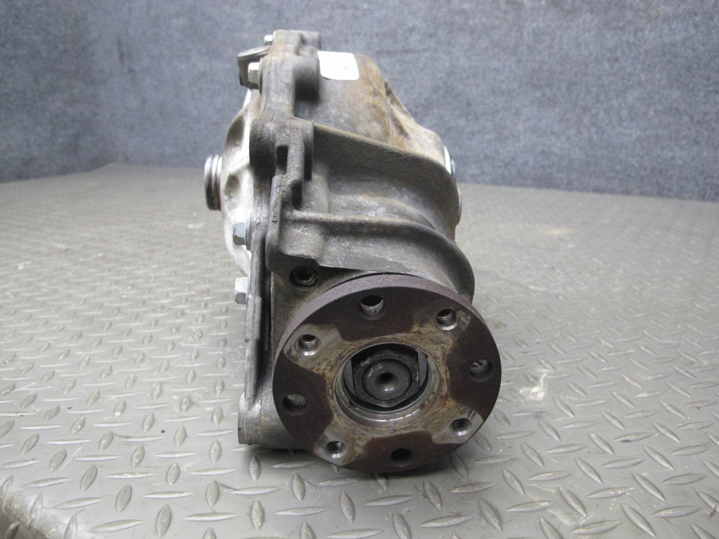 2008-2010 BMW X6 E71 E72 Front Axle Differential Carrier Gear Ratio 3.64