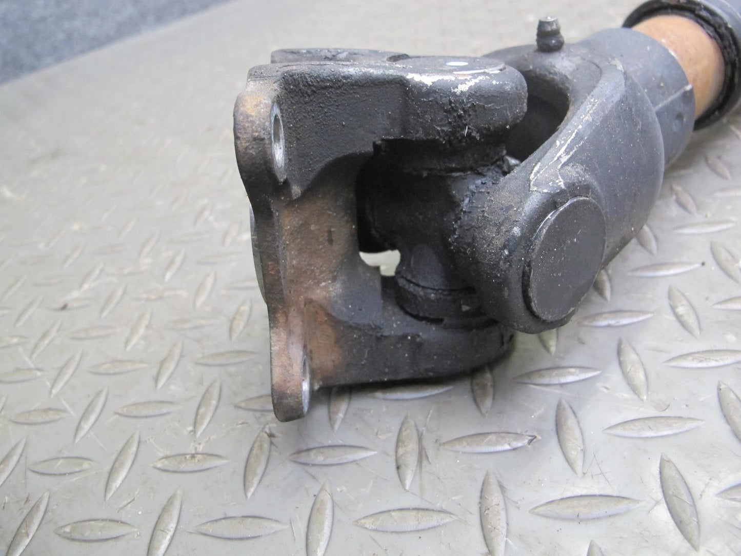 2003-2007 Lexus LX470 4.7L 4WD A/T Front Drive Shaft Driveshaft