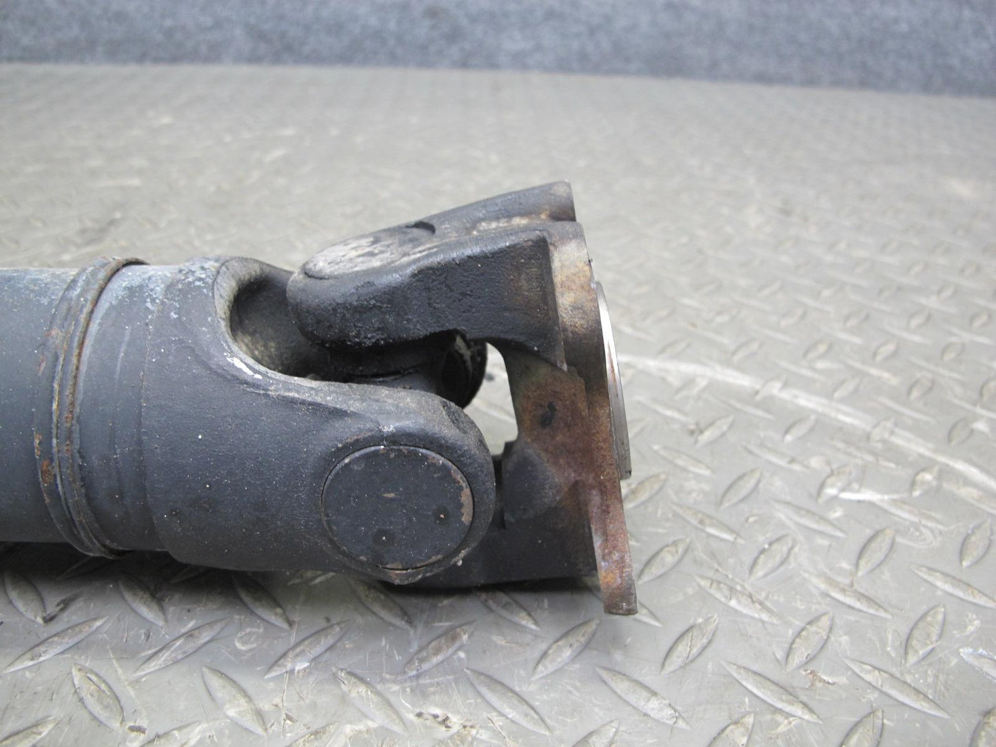 2003-2007 Lexus LX470 4.7L 4WD A/T Front Drive Shaft Driveshaft