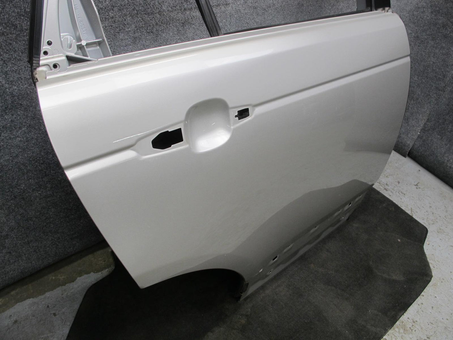 2014-2022 Land Range Rover L405 Rear Right Door Shell