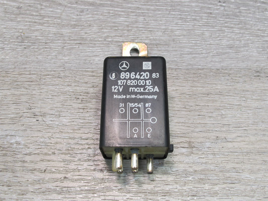 75-85 Mercedes W123 Rear Window Defrost Relay 1078200010 OEM