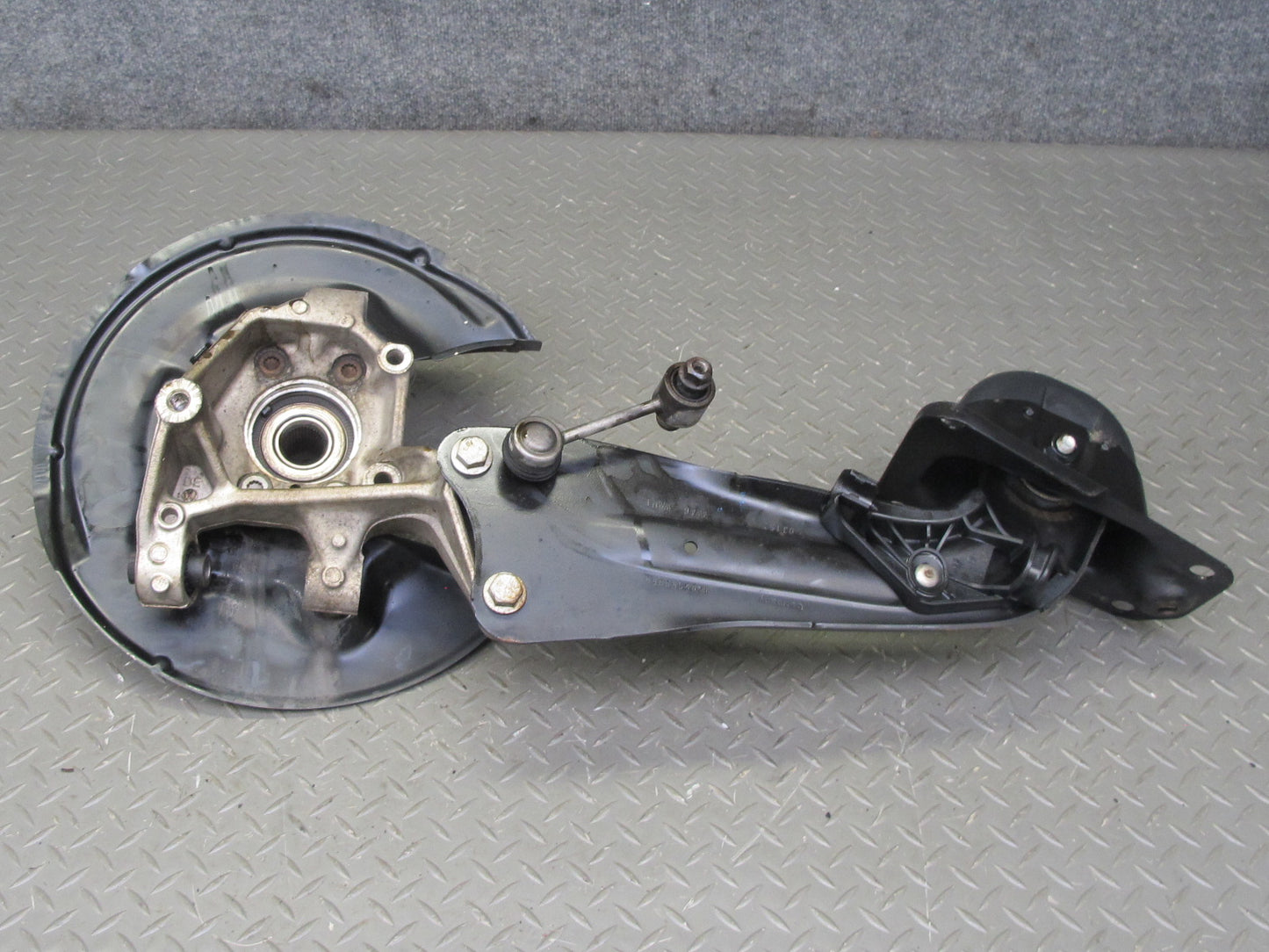 12-13 VW Golf R MK6 AWD Rear Left Spindle Knuckle Wheel Hub w Trailing Arm OEM
