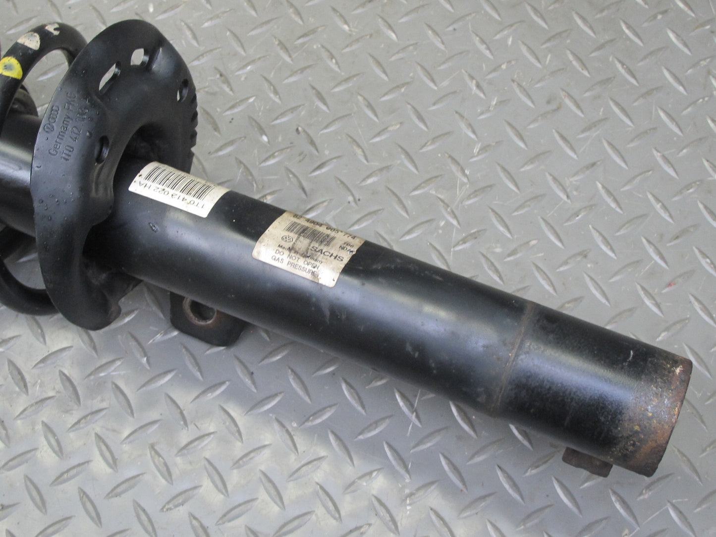 12-13 VW Golf R MK6 Front Left & Right Suspension Strut Shock Absorber Set OEM