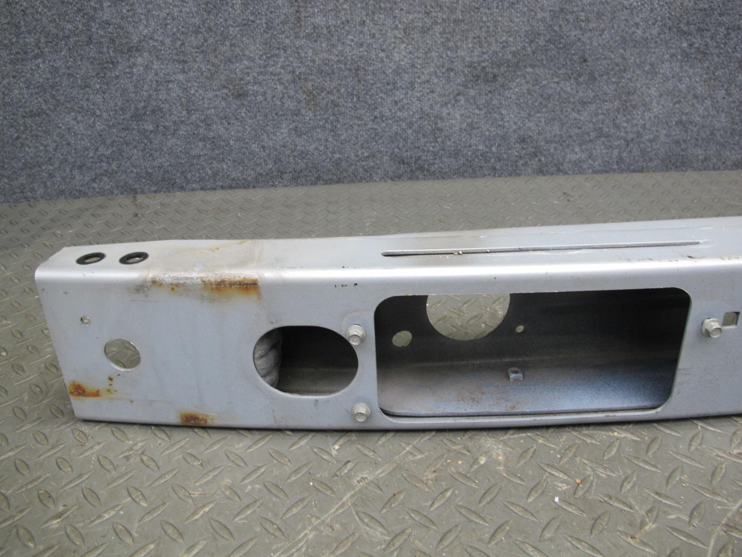 2013-2017 Land Range Rover L405 Front Bumper Impact Reinforcement Bar