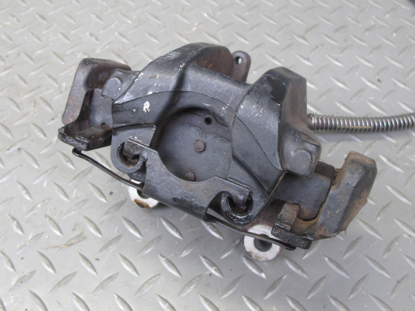 07-13 Mercedes W221 S550 AWD Set of 2 Rear Left & Right Brake Caliper OEM