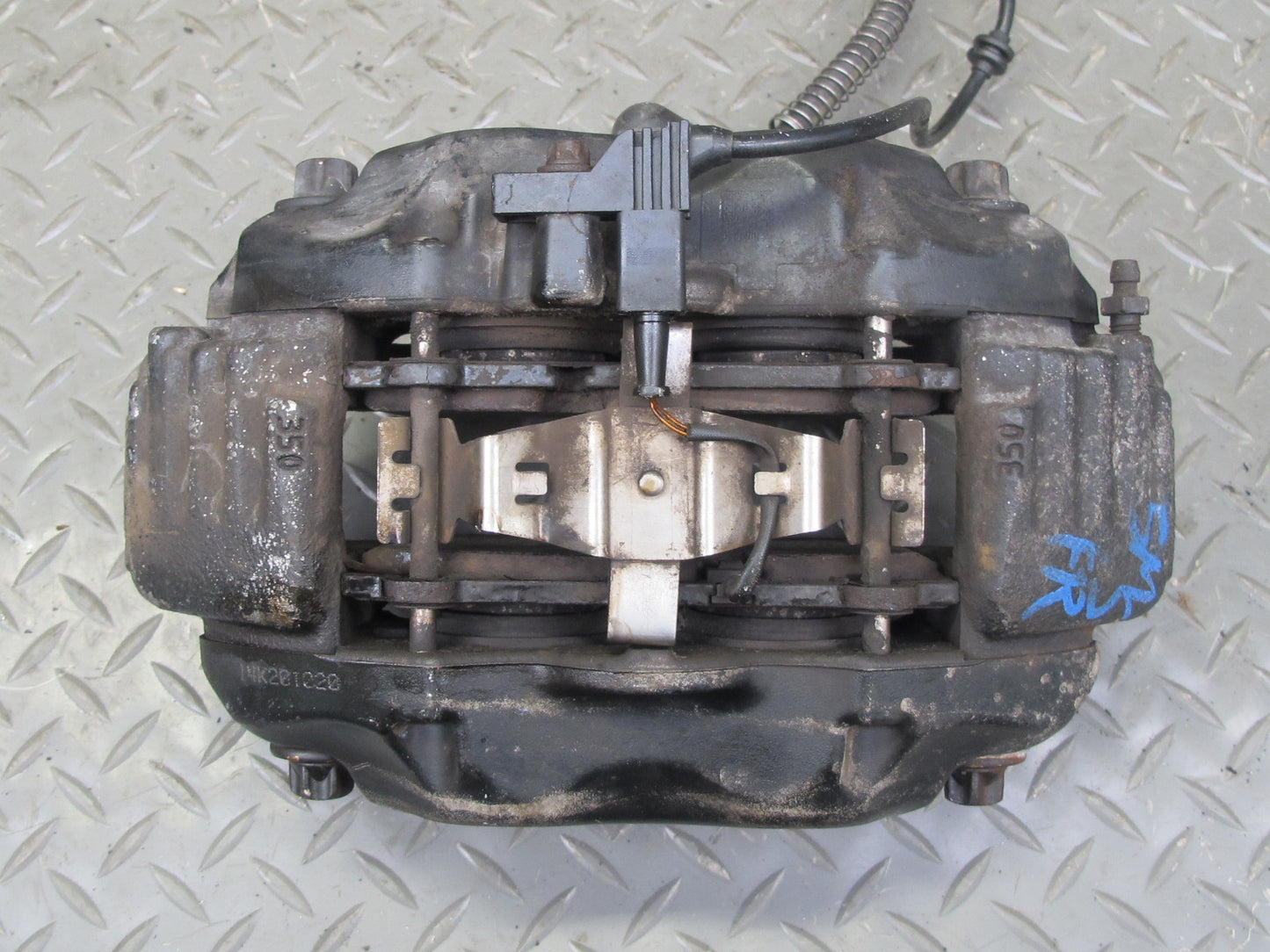 07-13 Mercedes W221 S550 AWD Set of 2 Front Left Right Brembo Brake Caliper OEM