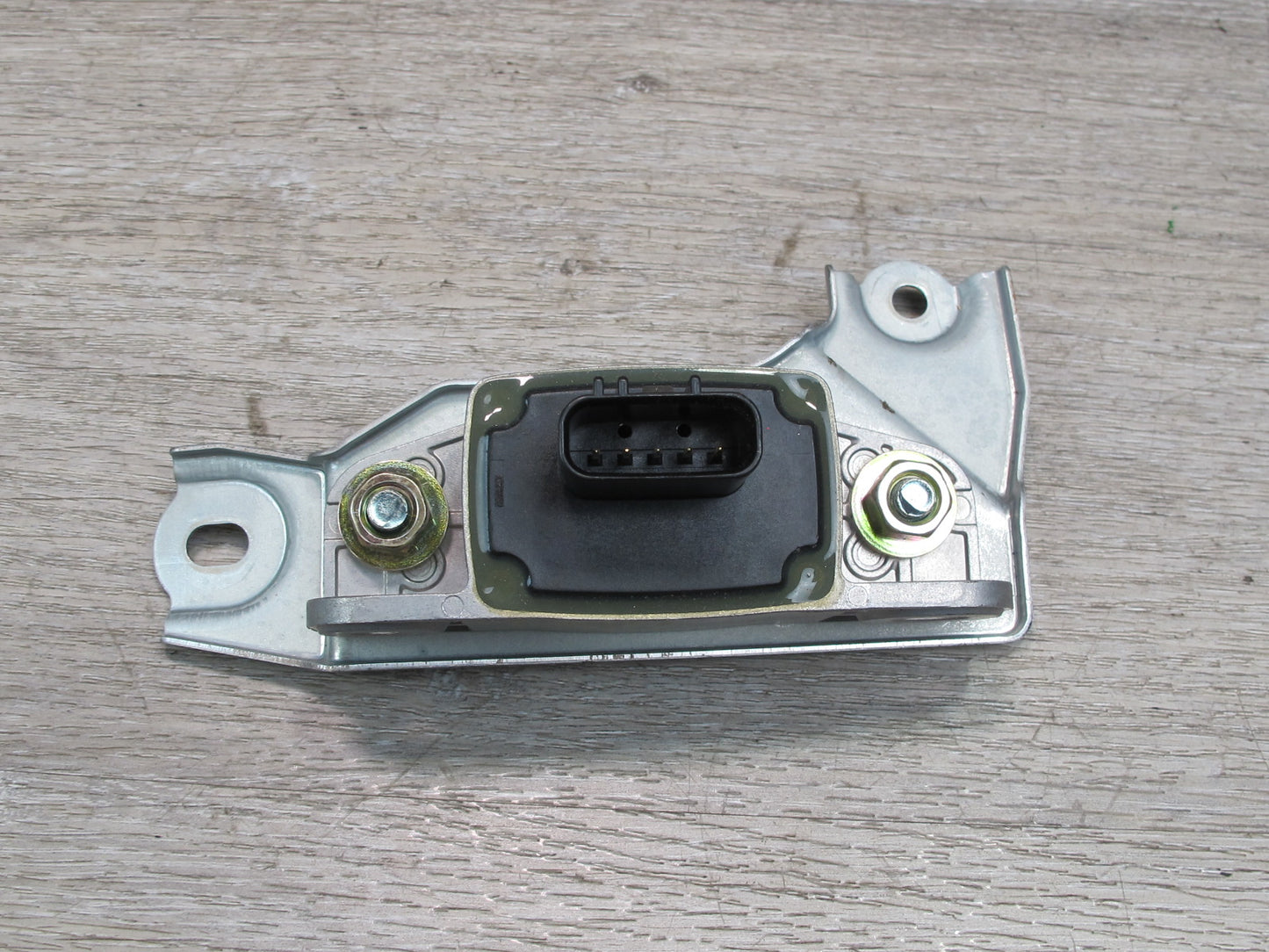 98-00 Lexus UCF20L LS400 YAW Turn Rate Sensor Module 89183-50010 OEM
