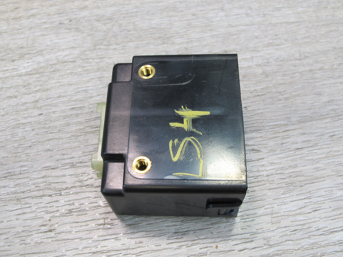 98-00 Lexus UCF20L LS400 Speaker Relay Control Module Unit OEM