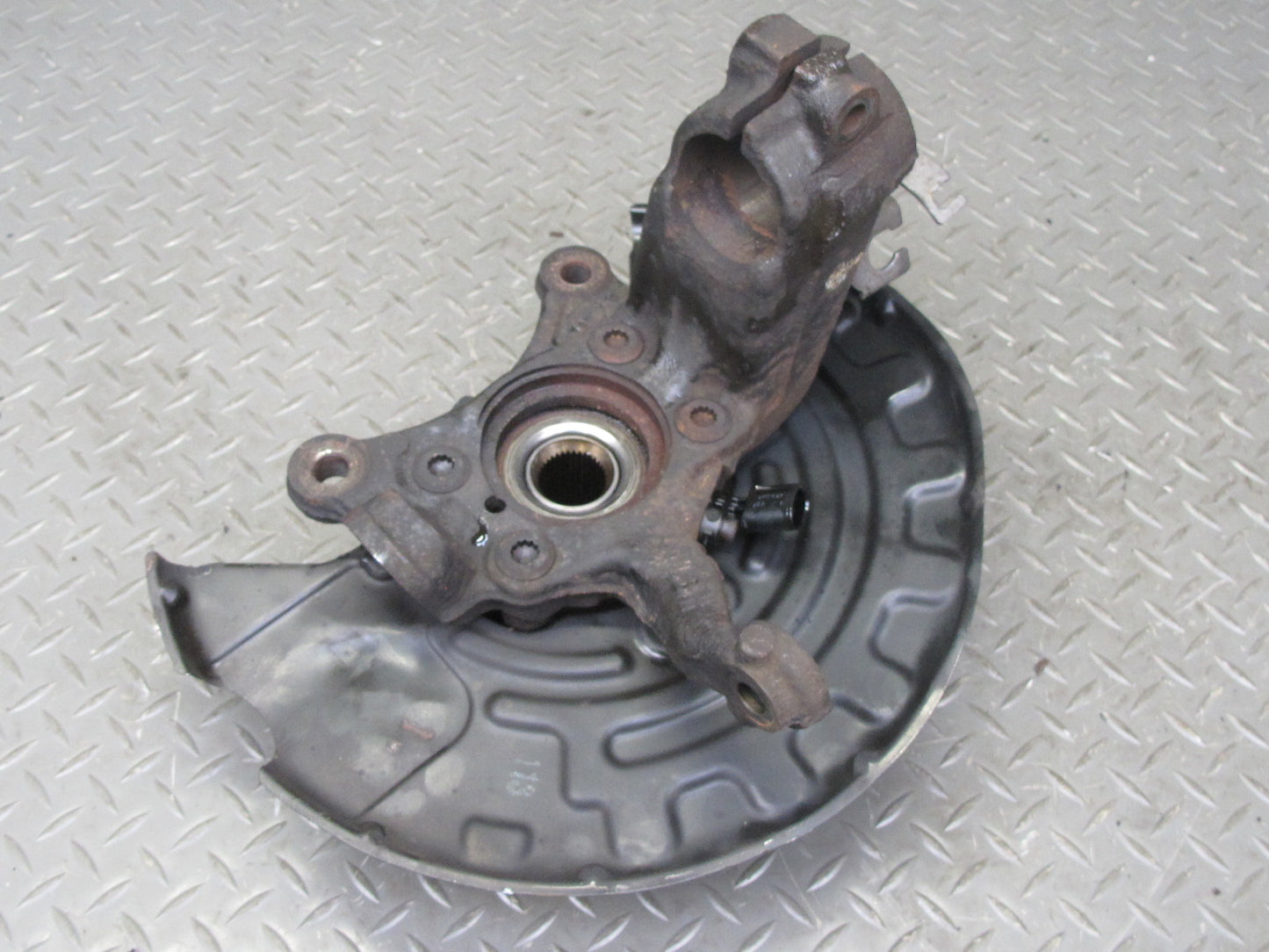12-13 VW Golf R MK6 Front Right Spindle Knuckle Wheel Hub Bearing OEM