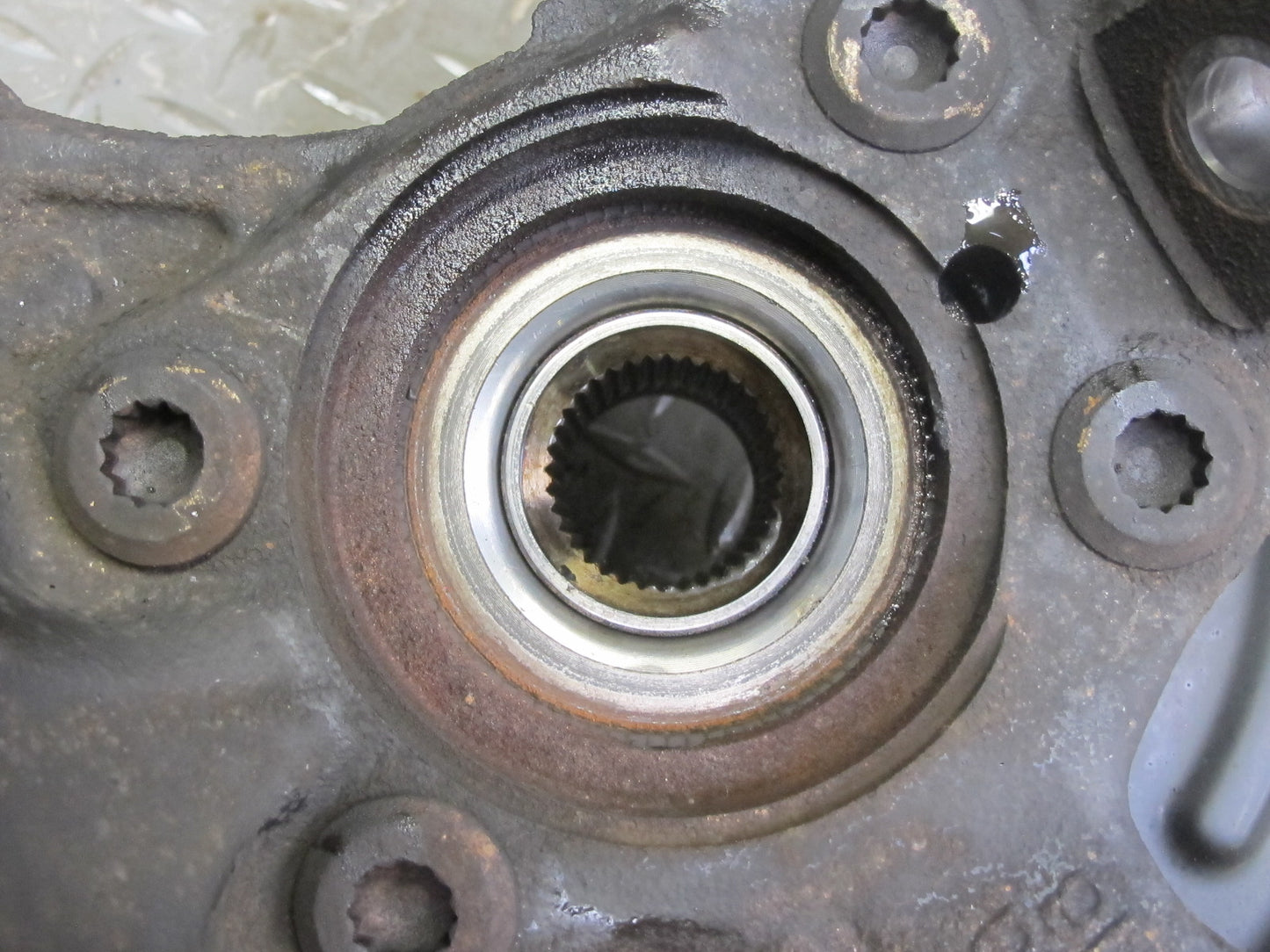 12-13 VW Golf R MK6 Front Left Spindle Knuckle Wheel Hub Bearing OEM