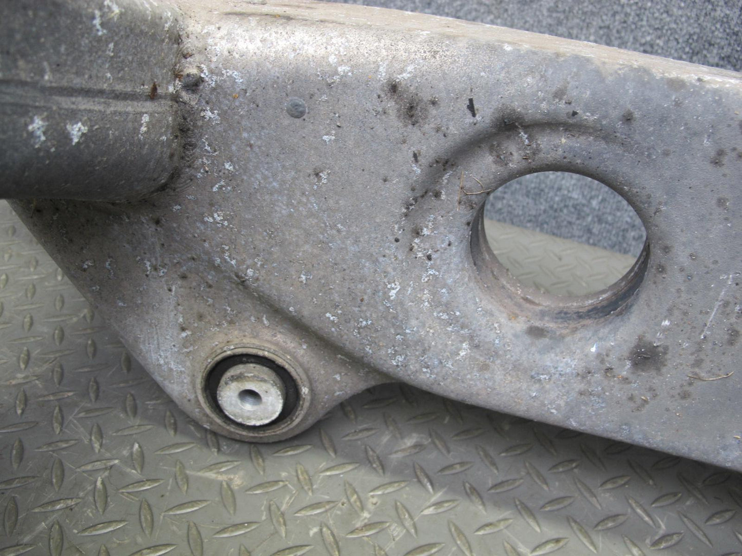 07-13 Mercedes W221 S550 4MATIC AWD Rear Subframe Crossmember Carrier OEM