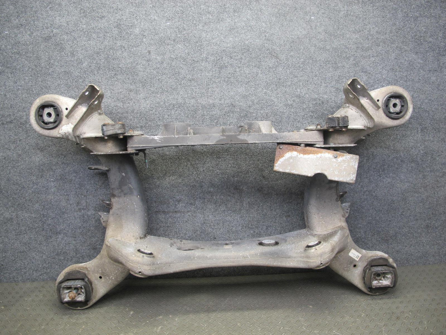 07-13 Mercedes W221 S550 4MATIC AWD Rear Subframe Crossmember Carrier OEM
