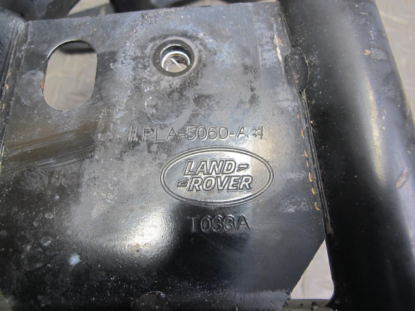 2014-2016 Land Range Rover L405 Transmission Crossmember Subframe Mount Cradle
