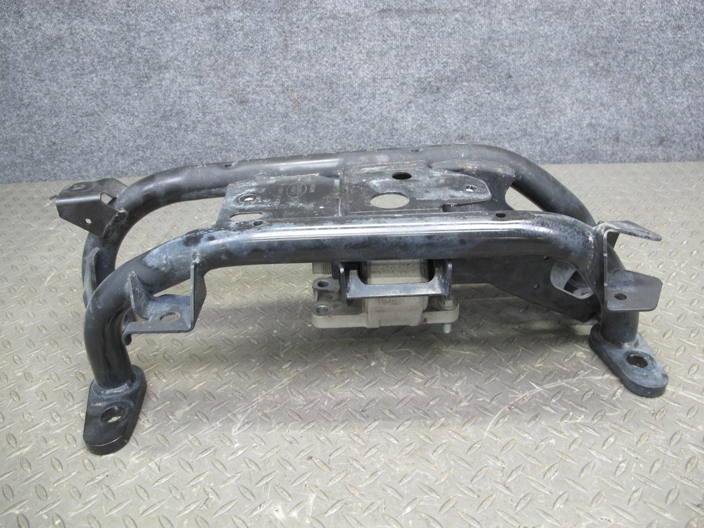 2014-2016 Land Range Rover L405 Transmission Crossmember Subframe Mount Cradle