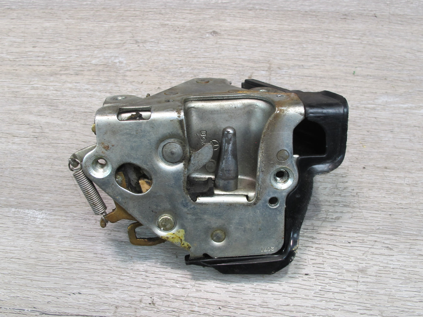 86-91 Mercedes W126 Rear Right Door Lock Latch Actuator OEM