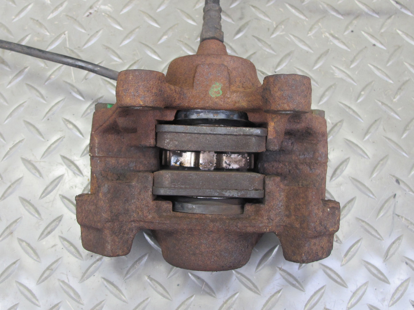 94-99 Mercedes W140 S320 Set of 2 Rear Left & Right Brake Caliper OEM