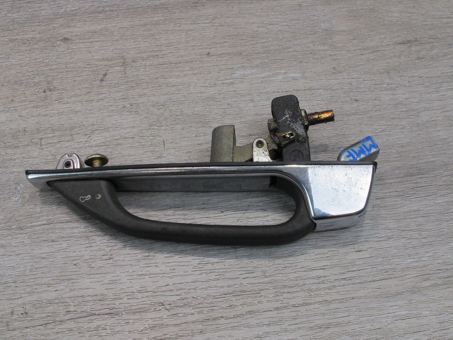 75-85 Mercedes W123 Set of 2 Rear Left & Right Door Exterior Handle OEM