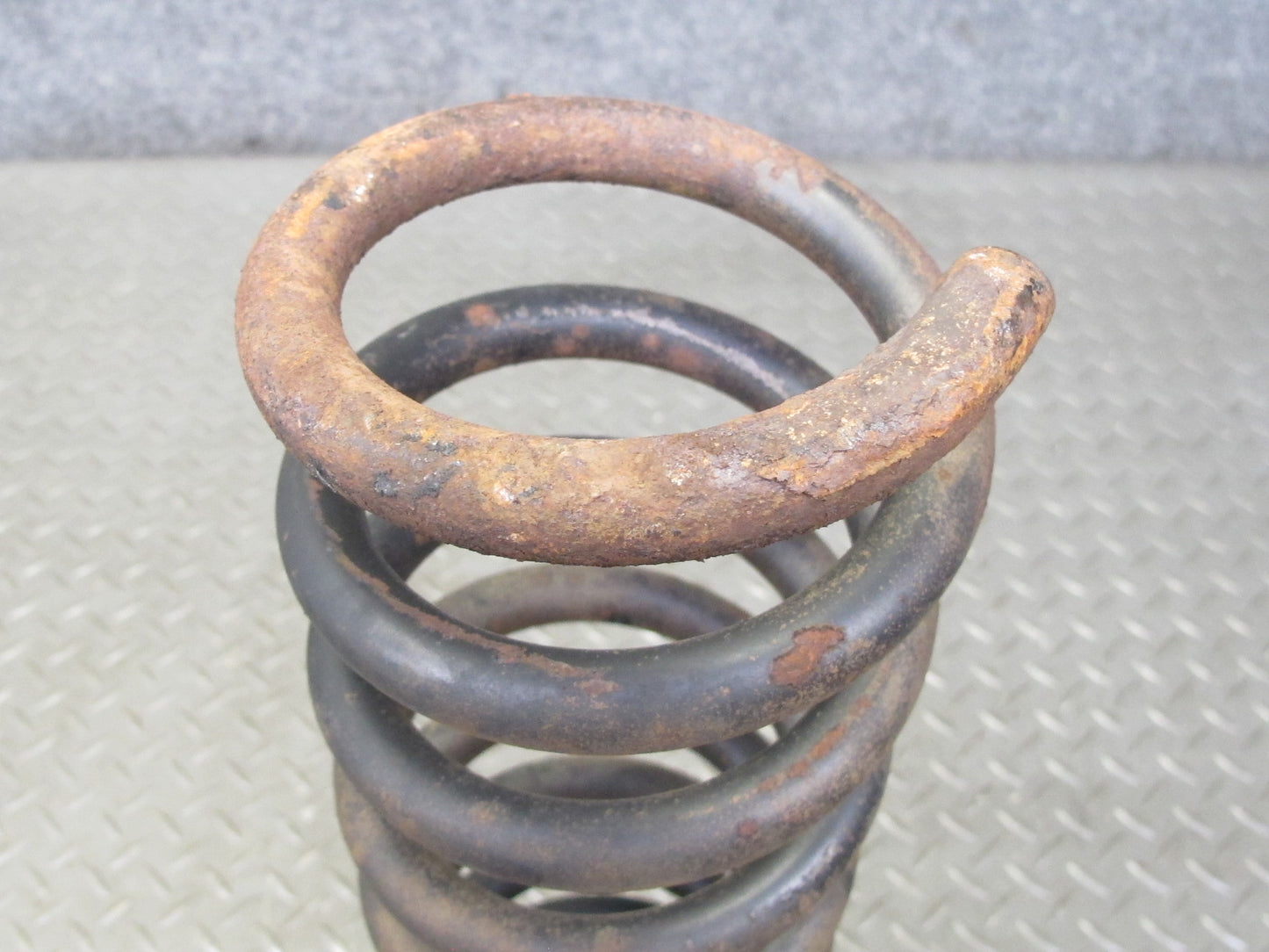 94-99 Mercedes W140 S320 Set of 2 Front Left & Right Suspension Coil Spring OEM