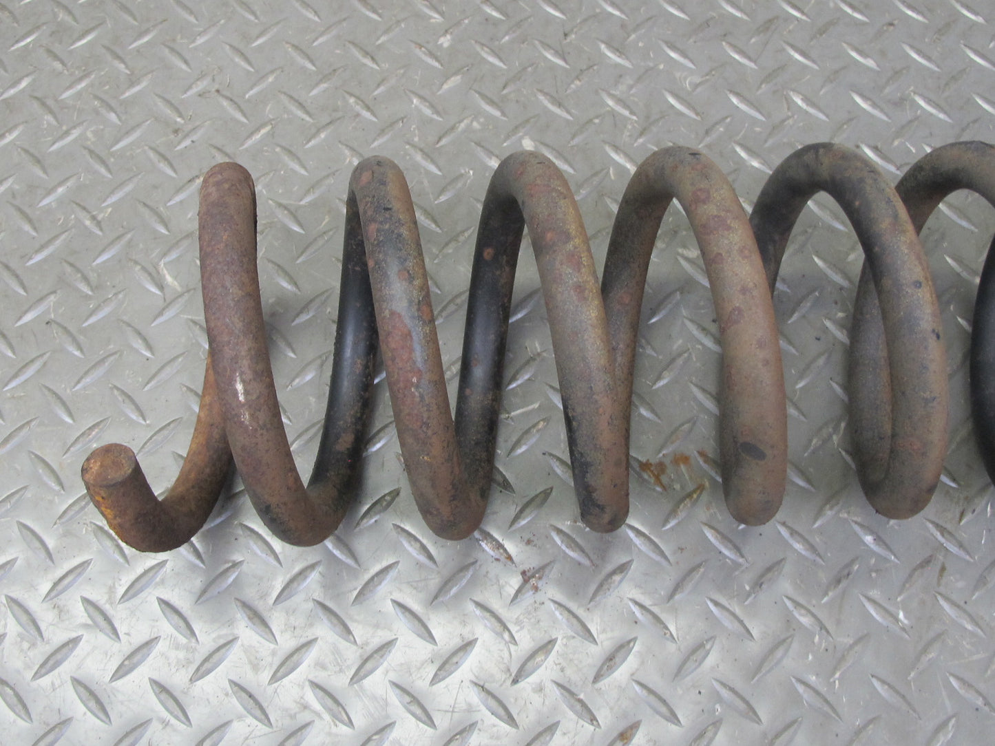 94-99 Mercedes W140 S320 Set of 2 Front Left & Right Suspension Coil Spring OEM