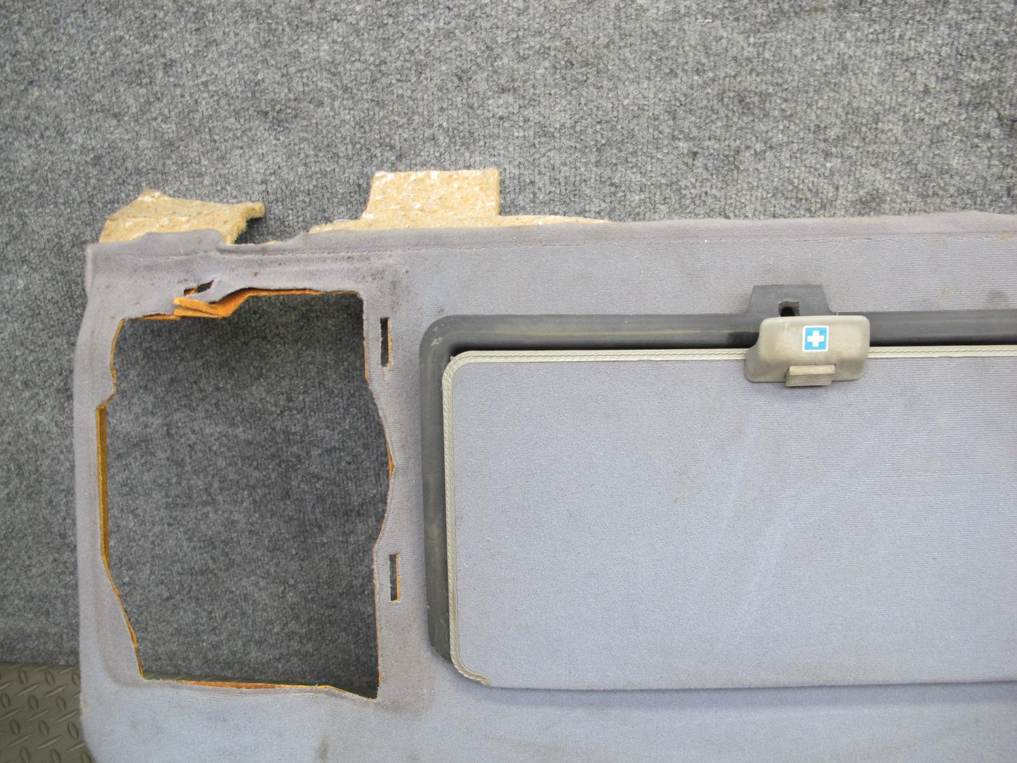 86-91 Mercedes W126 Rear Parcel Shelf Compartment Storage Panel w Brake Light