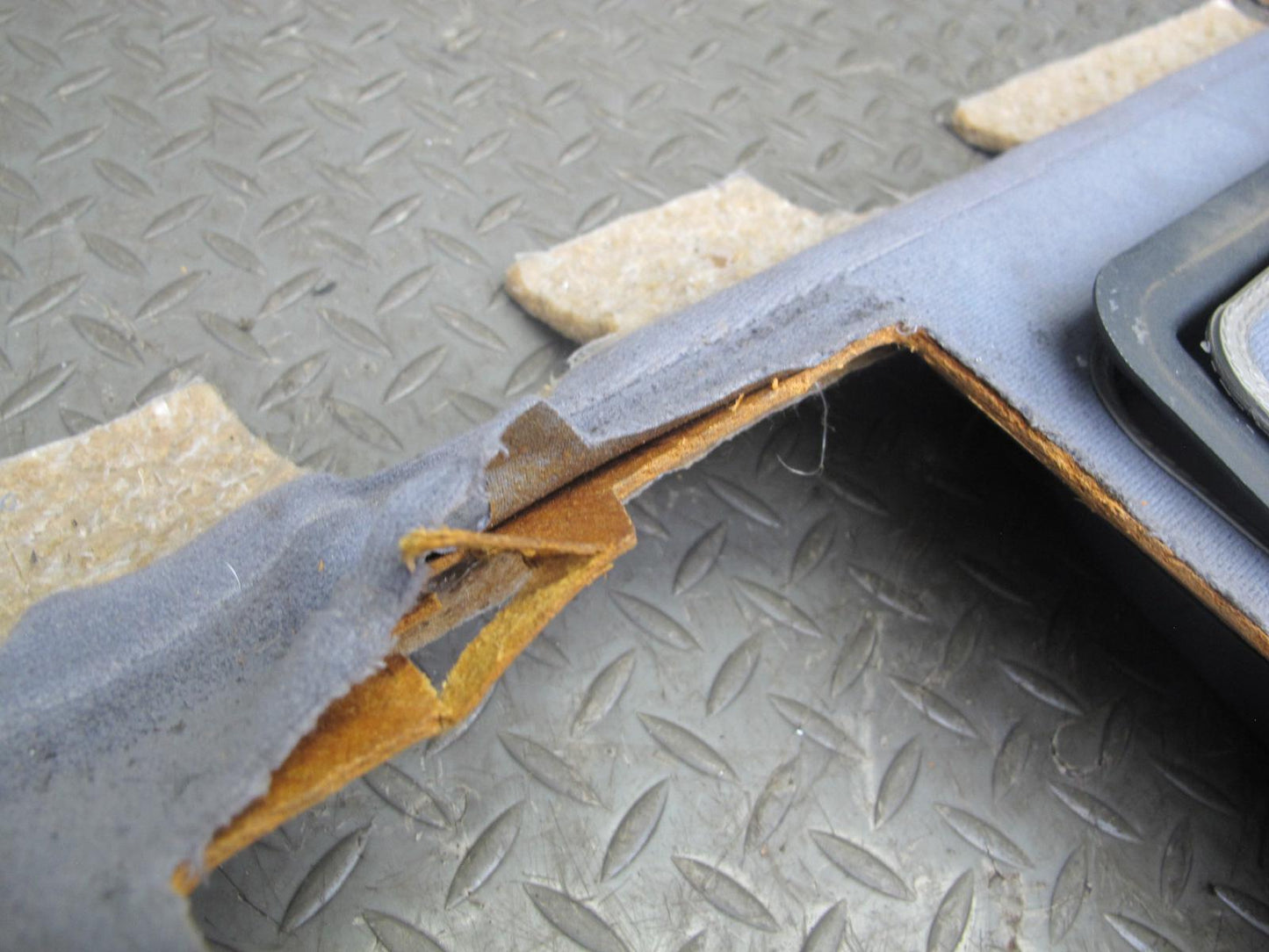 86-91 Mercedes W126 Rear Parcel Shelf Compartment Storage Panel w Brake Light