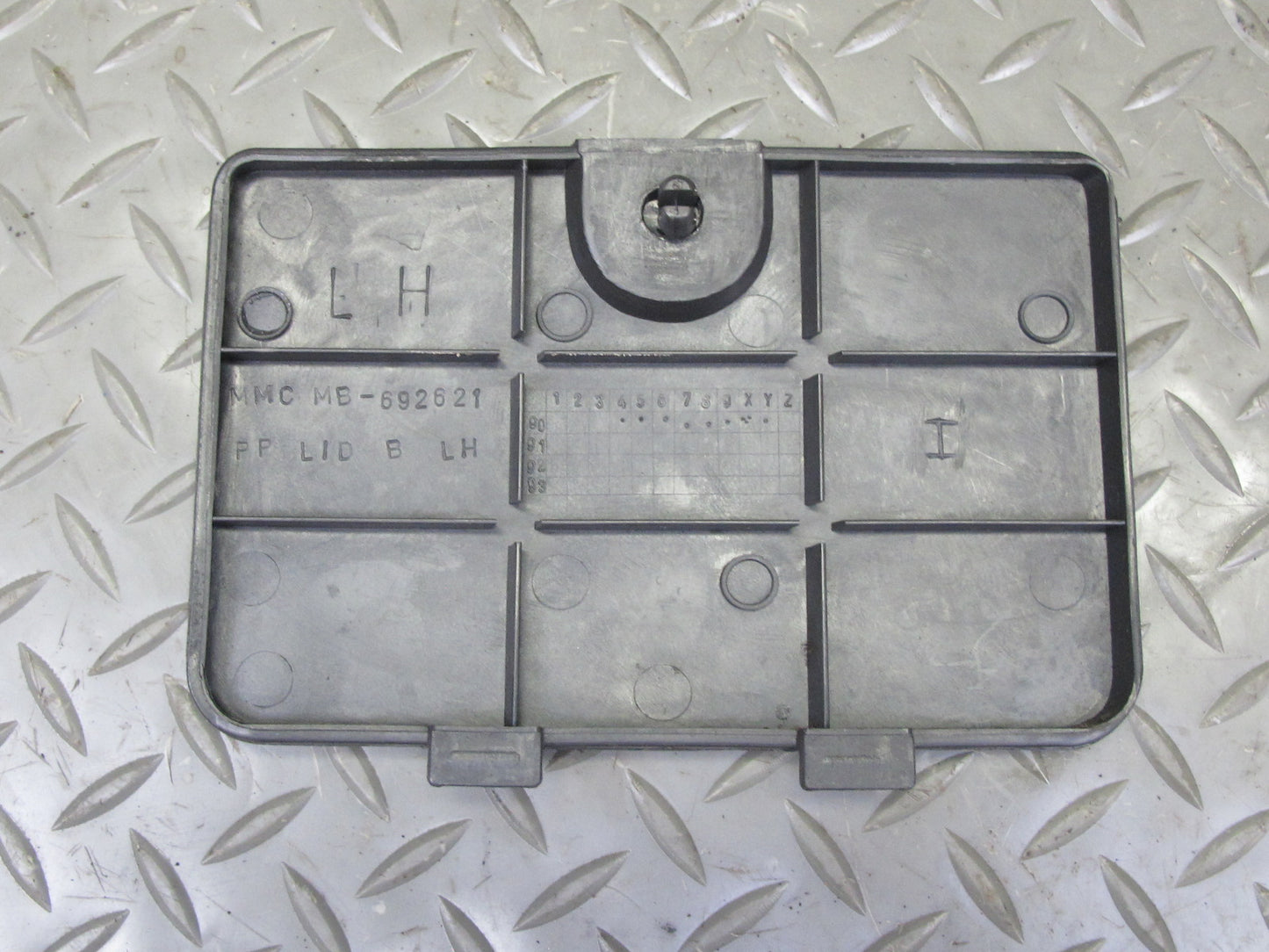 91-99 Mitsubishi 3000GT Rear Trunk Lid Tailgate Hatch Trim Panel MB645293 OEM