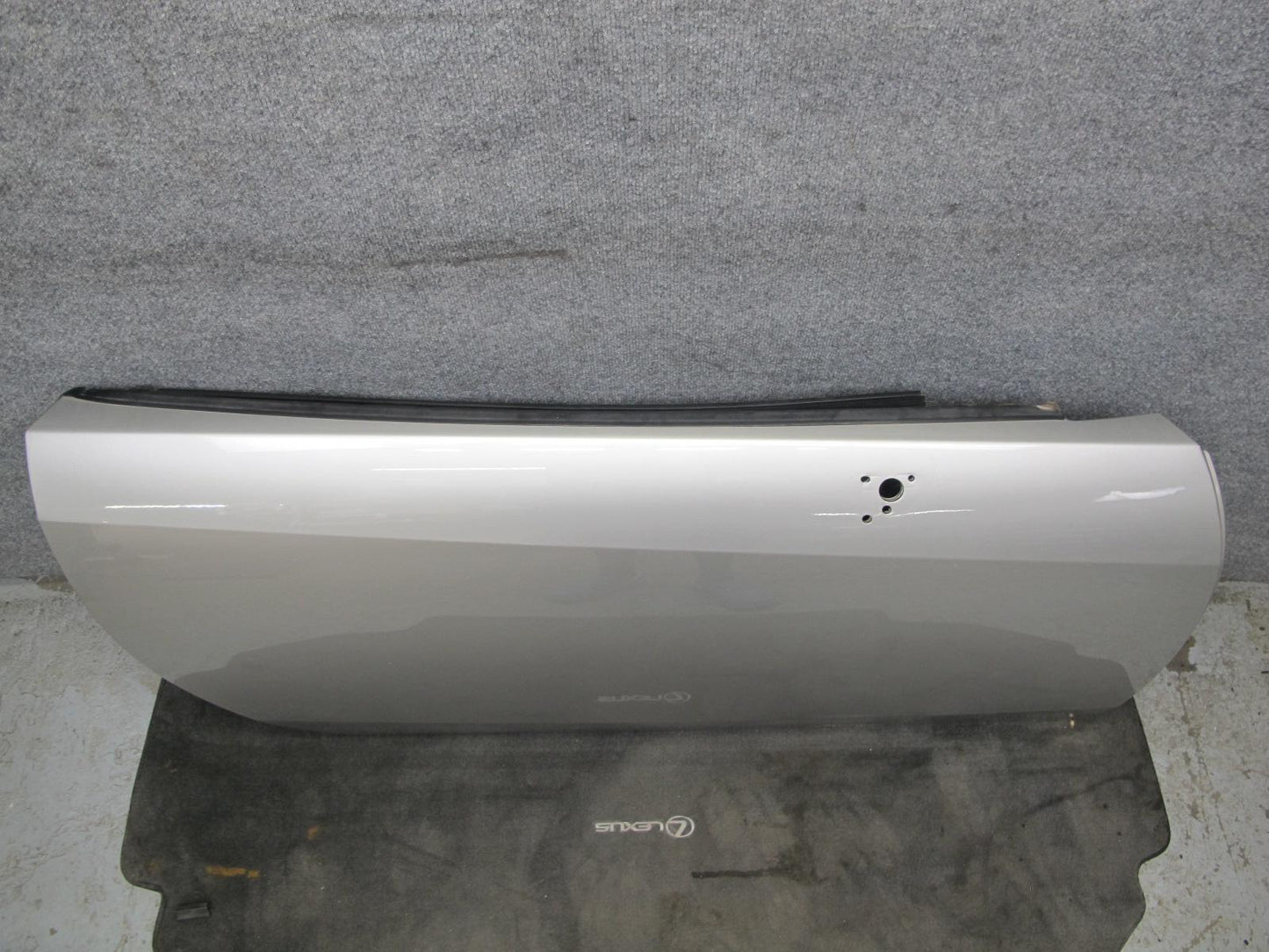 2004-2009 Cadillac XLR Front Right Passenger Side Door Shell Frame Panel Silver
