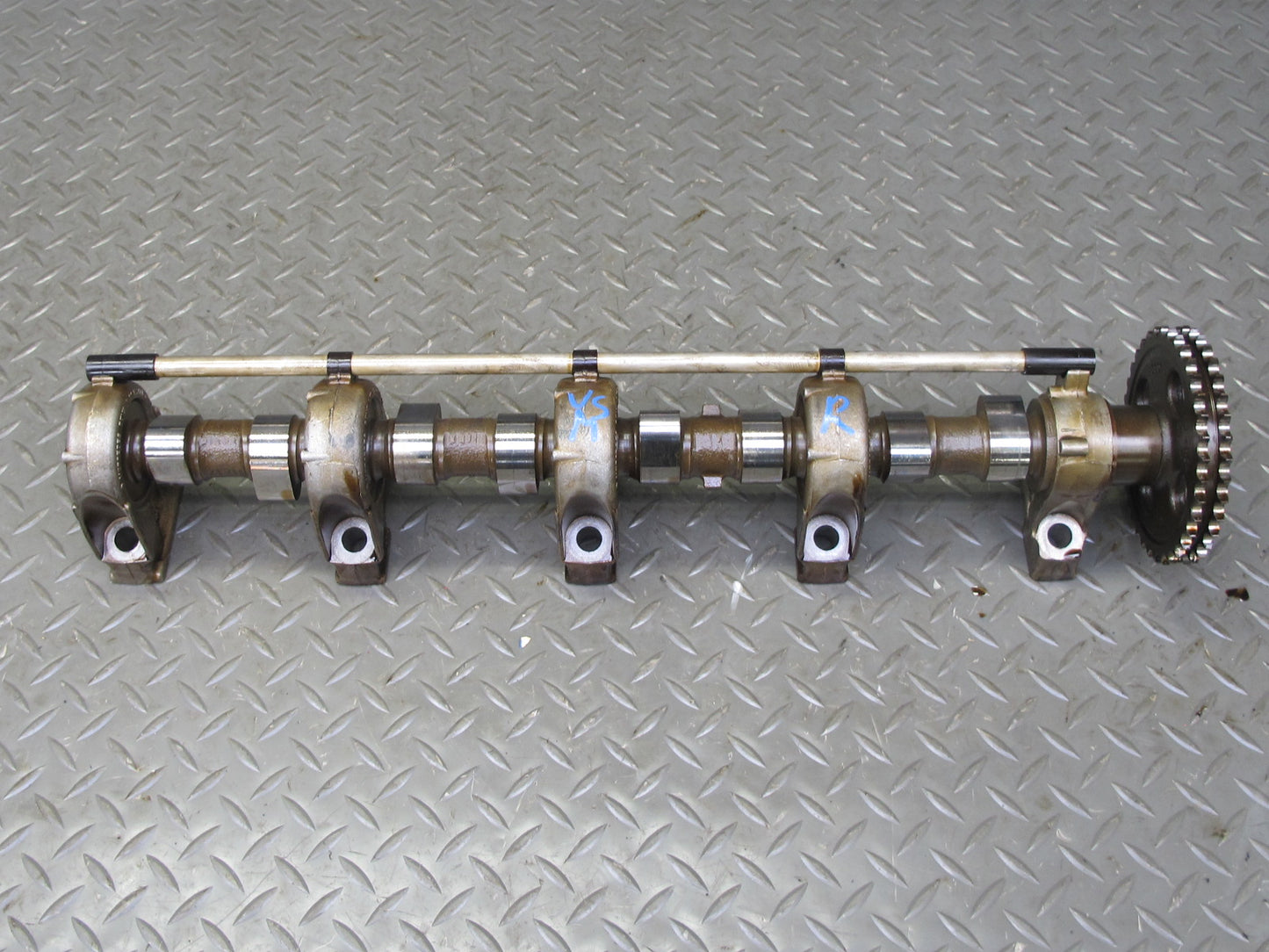 86-91 Mercedes W126 560SEC 560SEL M117 Engine Right Camshaft Assembly OEM