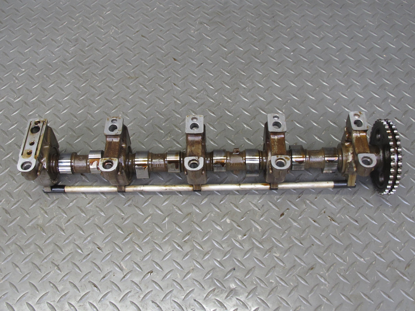 86-91 Mercedes W126 560SEC 560SEL M117 Engine Right Camshaft Assembly OEM