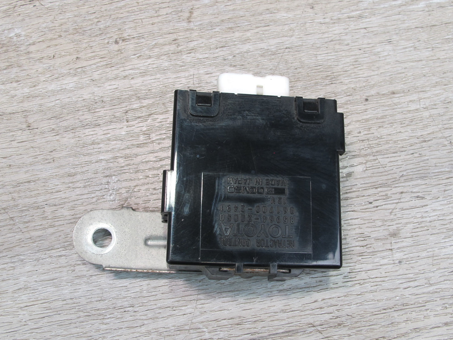 91-92 Toyota SW21L MR2 Headlight Retractor Control Module 85964-20050 OEM