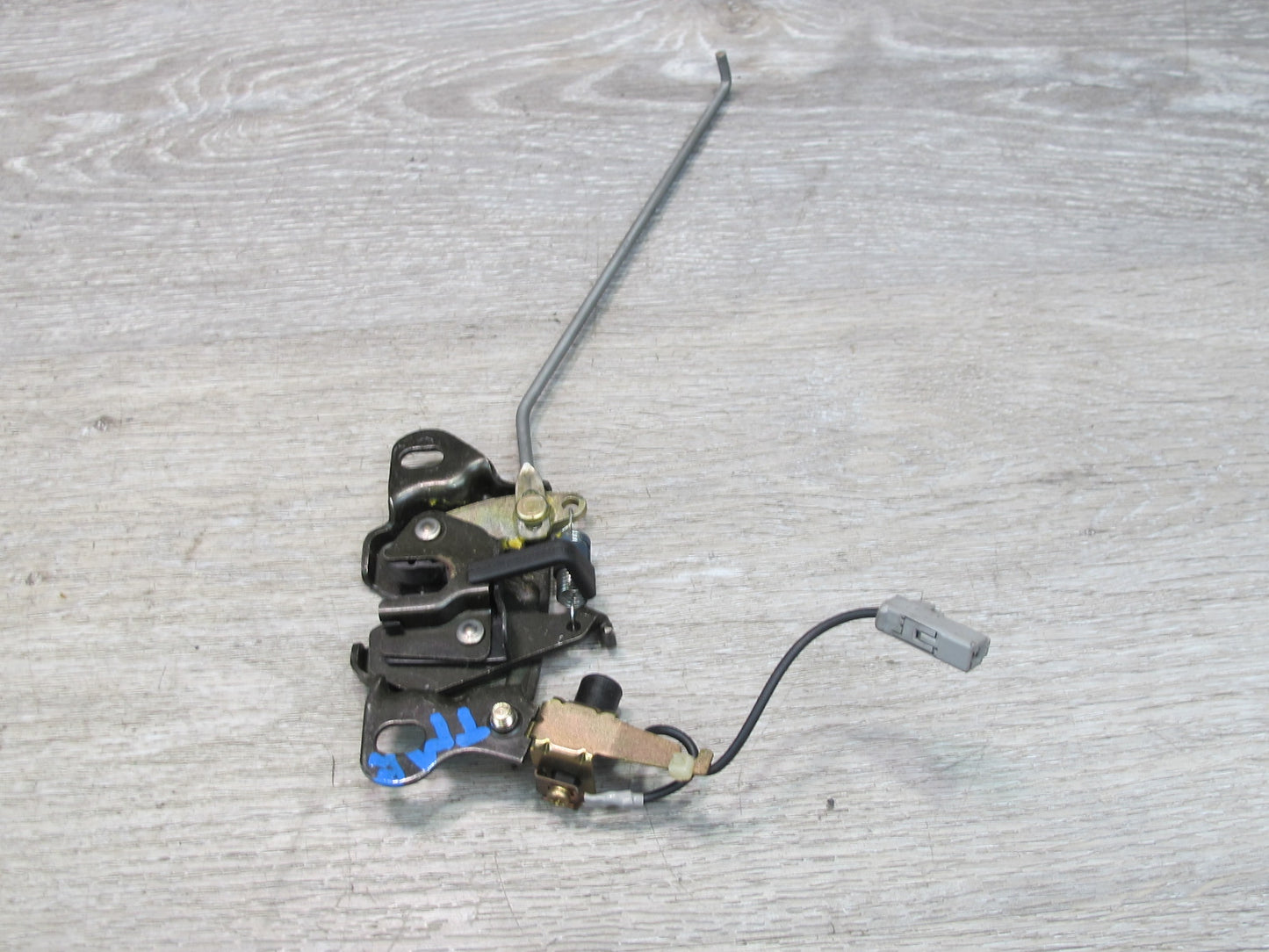 91-95 Toyota MR2 SW21L Rear Trunk Lid Lock Latch OEM
